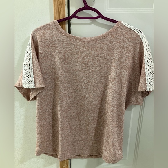 Ardene tshirt - Picture 2 of 3